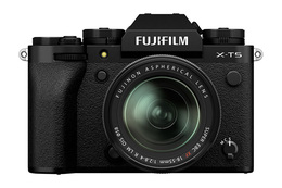 FujiFilm X-T5 + XF 18-55mm f/2.8-4 R LM OIS čierny