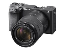 Sony  Alpha A6400 A + 18-135mm OSS