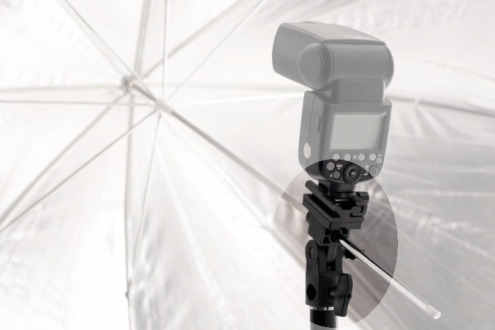 Držiak externého blesku a dáždnika FLH-B