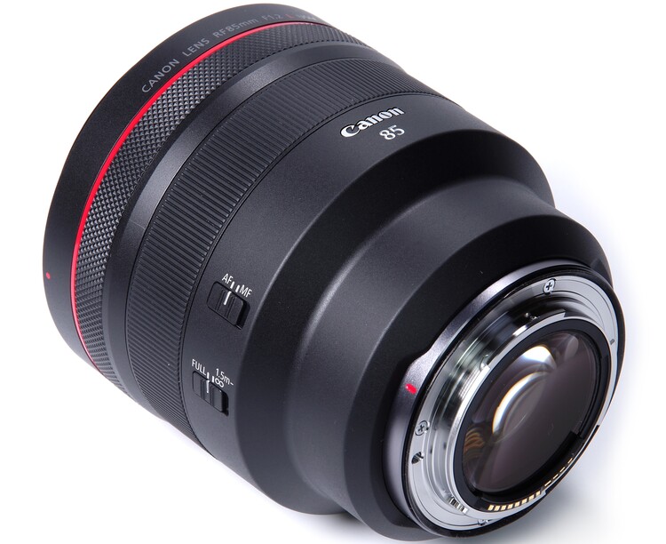 Canon RF 85mm f/1.2 L USM DS