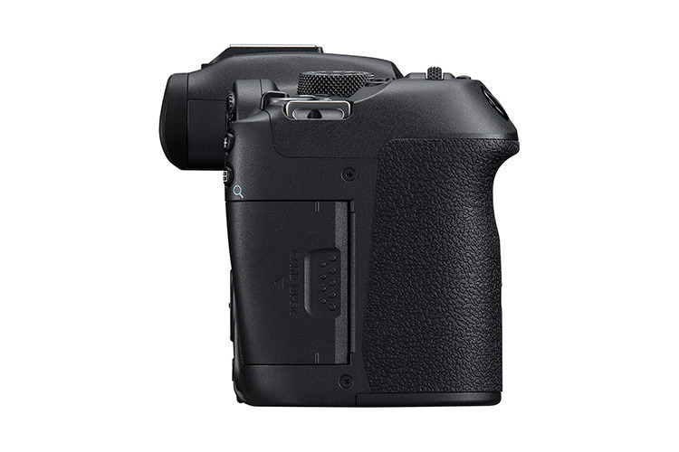 Canon EOS R7 + RF-S 18-150mm f/3.5-6.3 IS STM