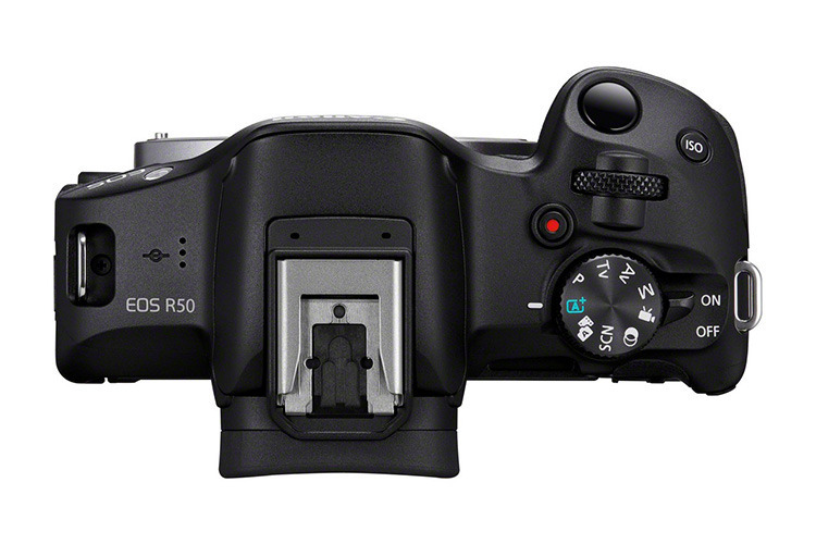 Canon EOS R50 + RF-S 18-45mm f/4.5-6.3 IS STM Creator Kit