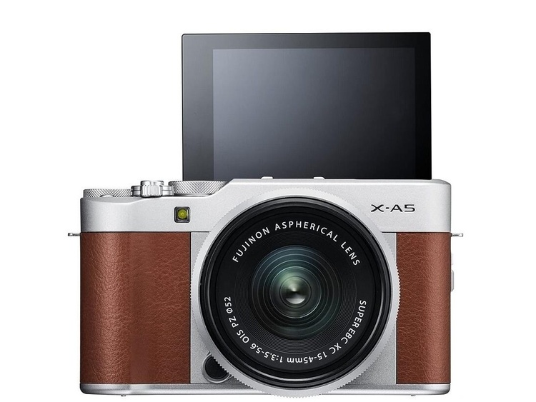 FujiFilm X-A5 + XC 15-45mm hnedý