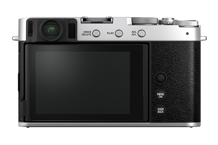 FujiFilm X-E4 + XF 27mm f/2.8 R WR strieborný