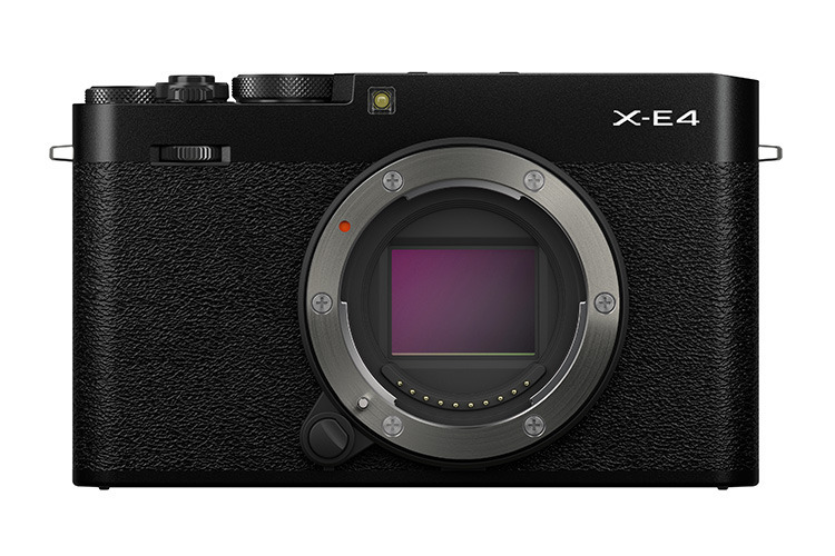 FujiFilm X-E4 telo čierne