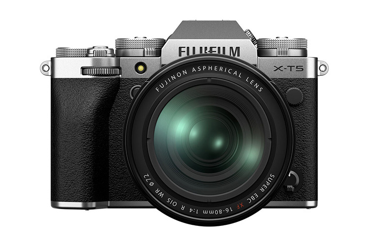 FujiFilm X-T5 + XF 16-80mm f/4 R OIS WR strieborný
