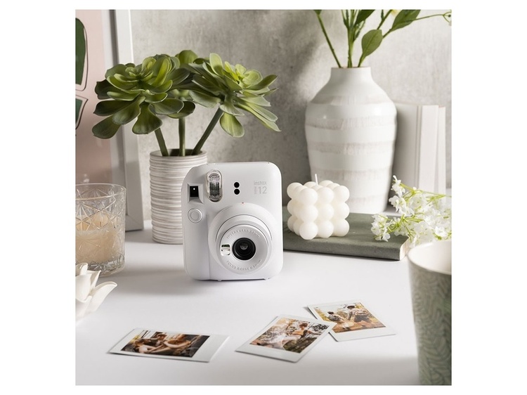 FujiFilm Instax Mini 12 Clay White