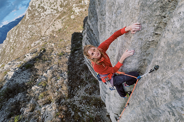 FujiFilm X-S20 + XC 15-45mm f/3.5-5.6 OIS PZ čierny