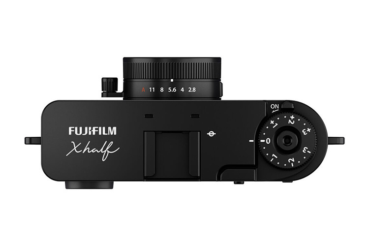 FujiFilm X-Half čierny