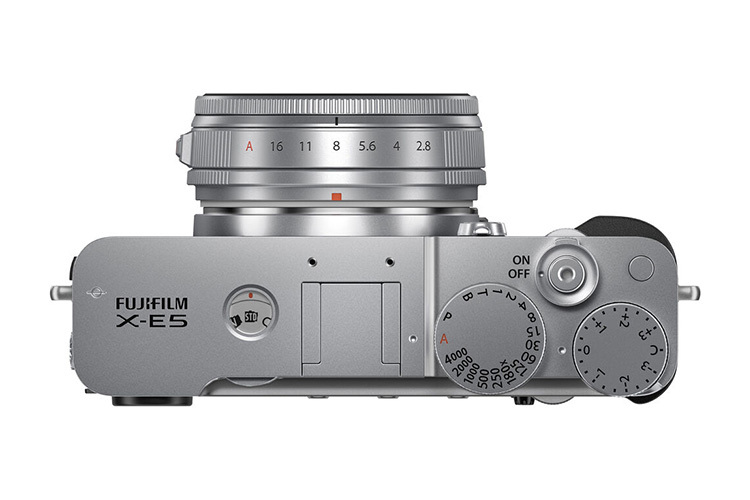 FujiFilm X-E5 + XF 23mm f/2.8 R WR strieborný