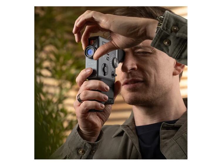 Fujifilm instax mini Evo Cinema™