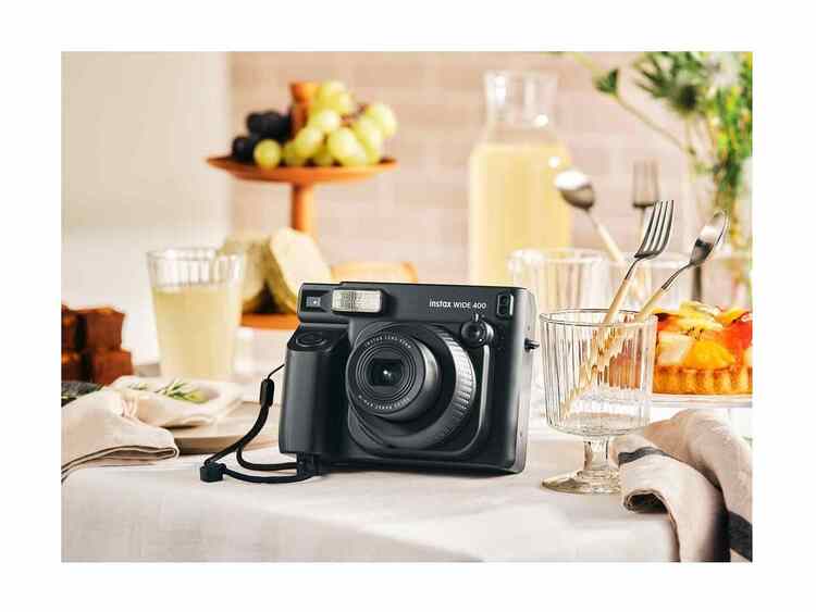 Fujifilm instax WIDE 400™, Jet Black