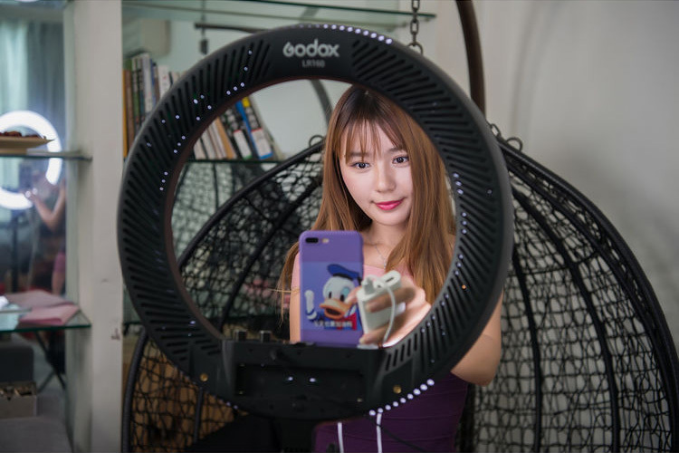 Godox LR160B - kruhové LED svetlo