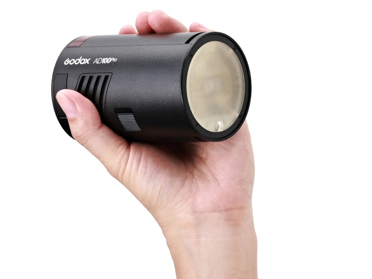 Godox AD100Pro 100Ws - batériový bezdrôtový blesk