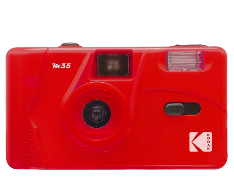 Kodak M35 červený