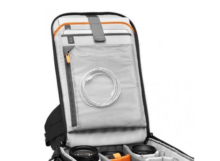Lowepro Flipside BP 400 AW III čierny