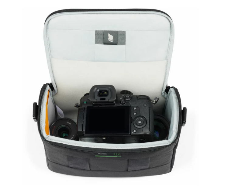 Lowepro Adventura SH 160 III čierna