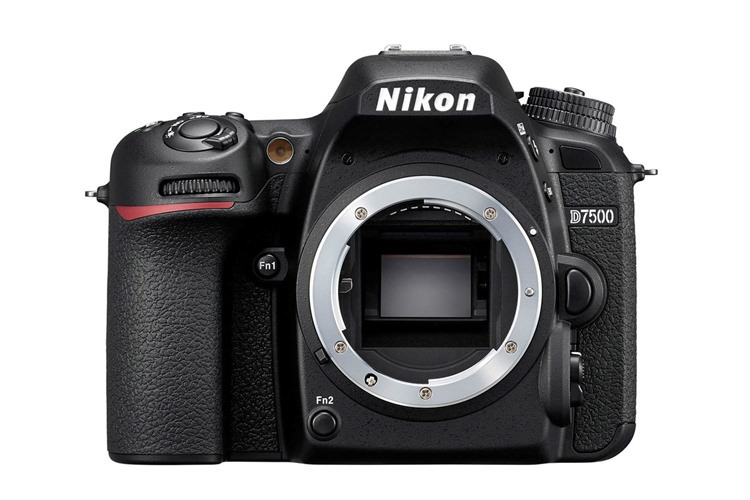Nikon D7500 telo