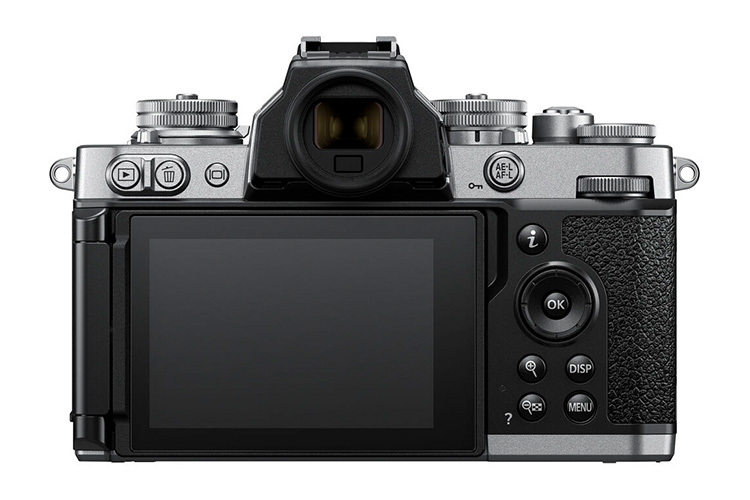 Nikon Z fc + Z 16-50mm VR silver