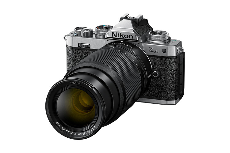 Nikon Z fc + Z 16-50mm VR + 50-250mm VR
