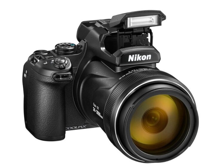 Nikon Coolpix P1100