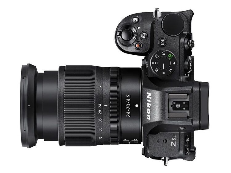 Nikon Z5 II + Z 24-70mm f/4 S