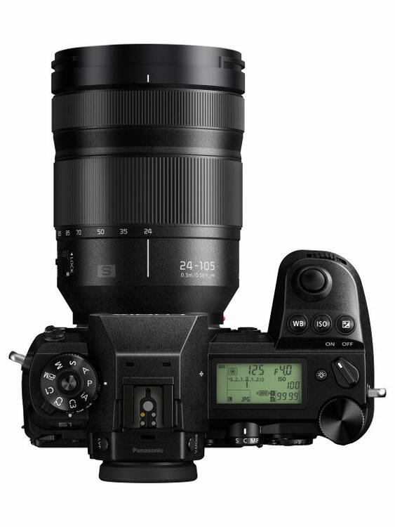 Panasonic Lumix DC-S1 + Lumix S 24-105mm f/4