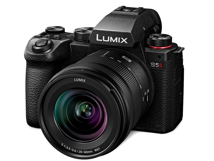 Panasonic Lumix DC-S5 II + Lumix S 20-60mm f/3.5-5.6