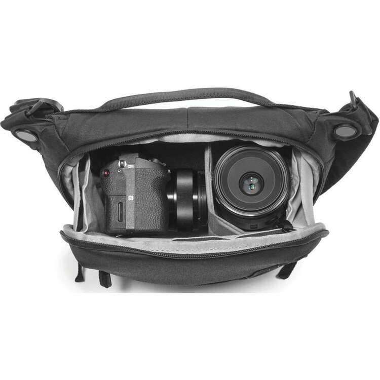 Peak Design Everyday Sling 3L v2 čierna