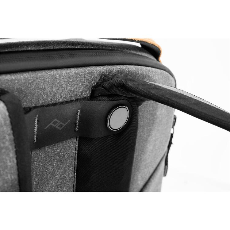 Peak Design Everyday Backpack 20L v2 Charcoal