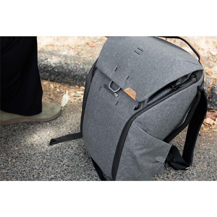 Peak Design Everyday Backpack 20L v2 Charcoal
