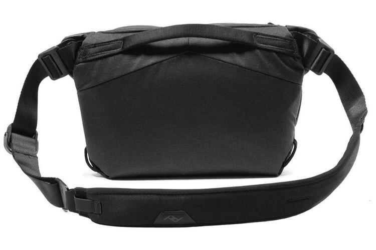 Peak Design Everyday Sling 10L v2 čierna