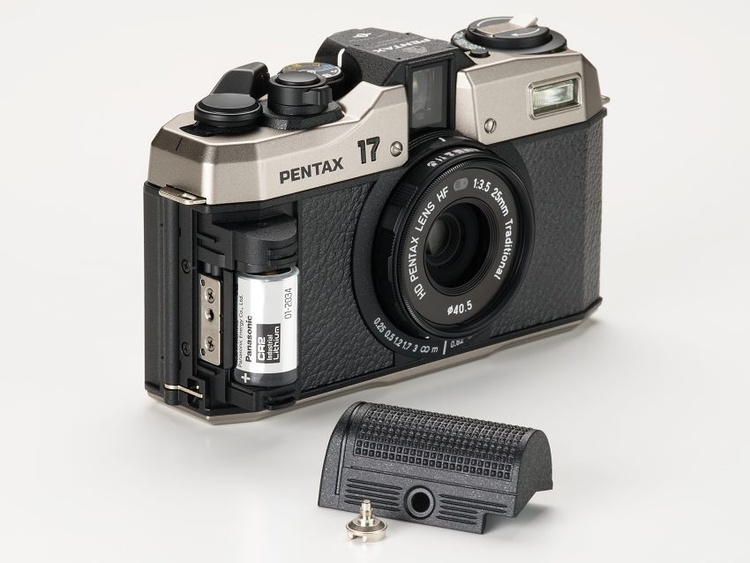 Pentax 17 Dark Silver