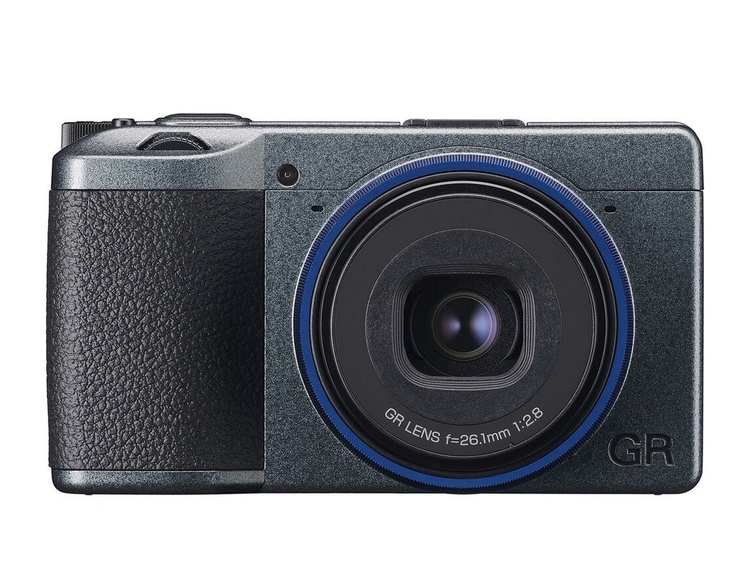 Ricoh GR IIIx Urban Edition + GC11