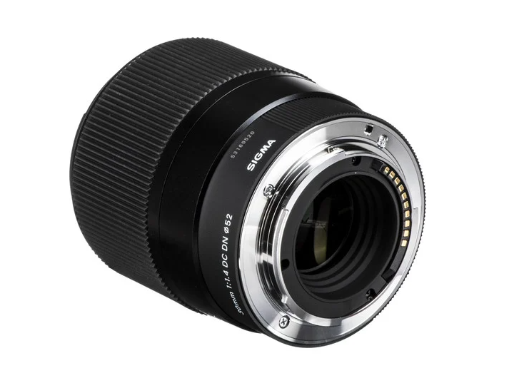 Sigma 30mm f/1.4 DC DN Contemporary Sony E
