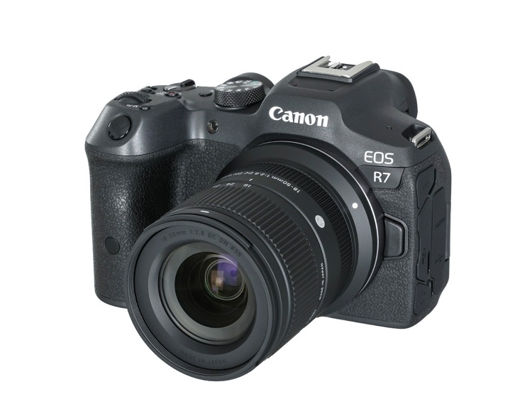 Sigma 18-50mm f/2.8 DC DN Contemporary pre Canon RF