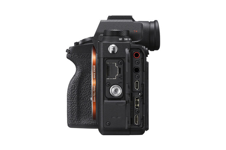 Sony Alpha A9 II telo