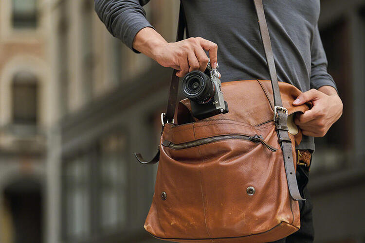 Sony Alpha A7C + FE 28-60mm f/4-5.6 čierny