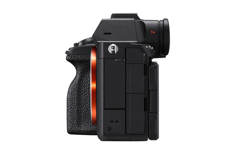 Sony Alpha A7R V telo