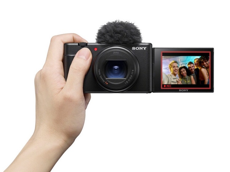 Sony ZV-1 II + 18-50mm f/1.8-4