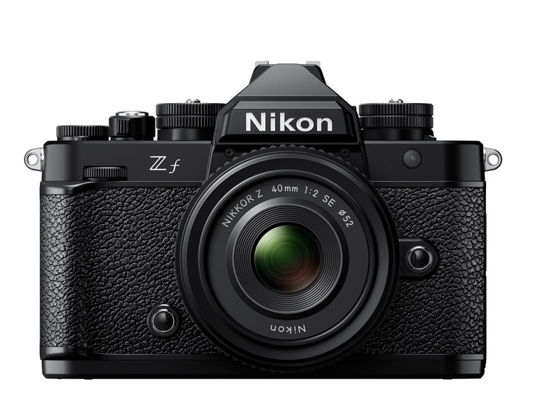 Nikon Z f + 40mm f/2 čierny
