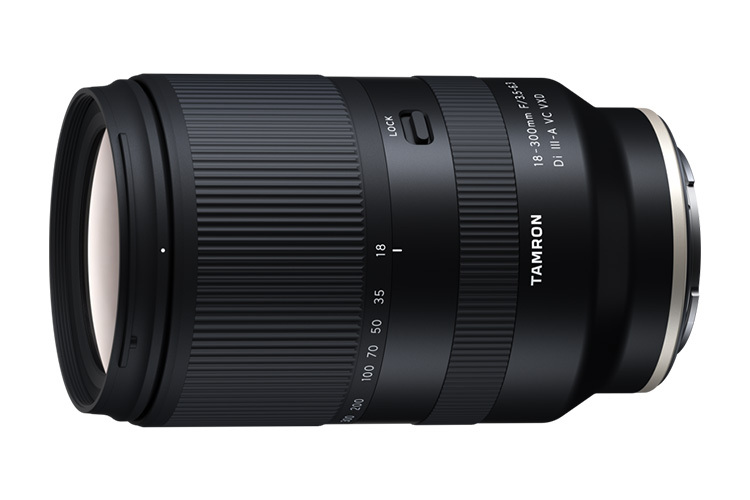 Tamron 18 -300mm f/3.5-6.3 Di III-A VC VXD pre Sony E