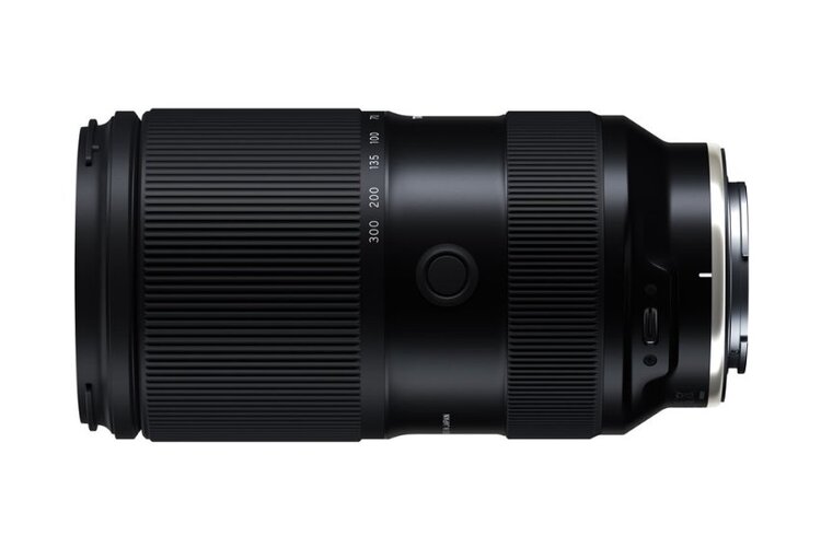Tamron 50-300mm f/4.5-6.3 Di III VC VXD pre Sony E