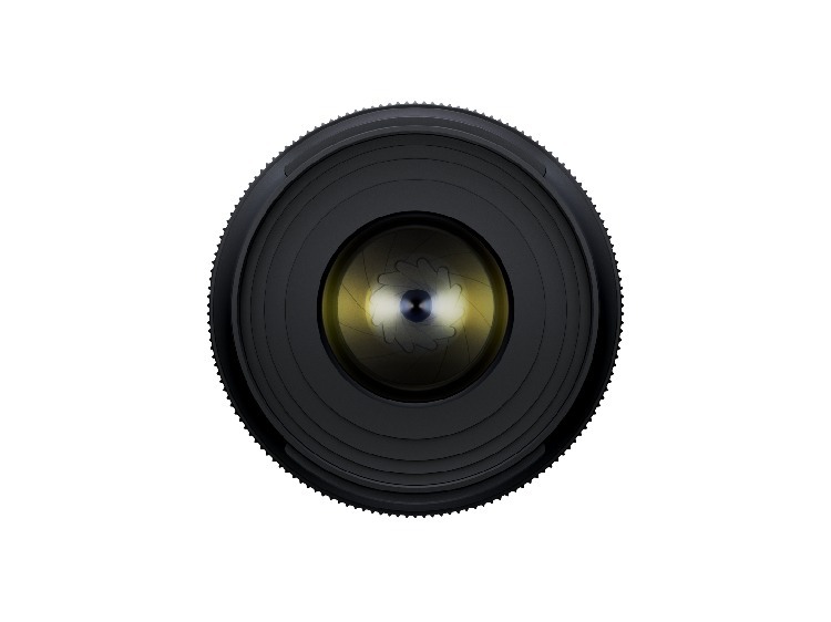 Tamron 90mm f/2.8 Di III VXD pre Sony E