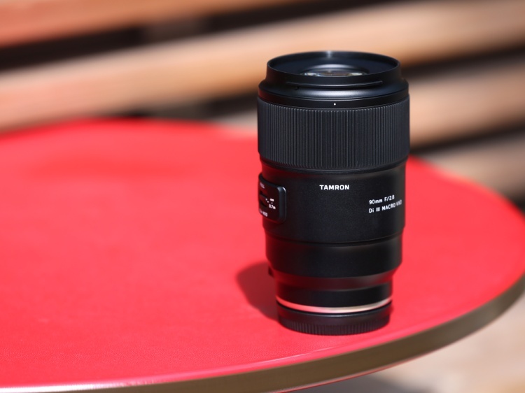 Tamron 90mm f/2.8 Di III VXD pre Sony E