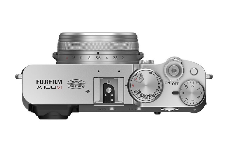 FujiFilm X100VI strieborný