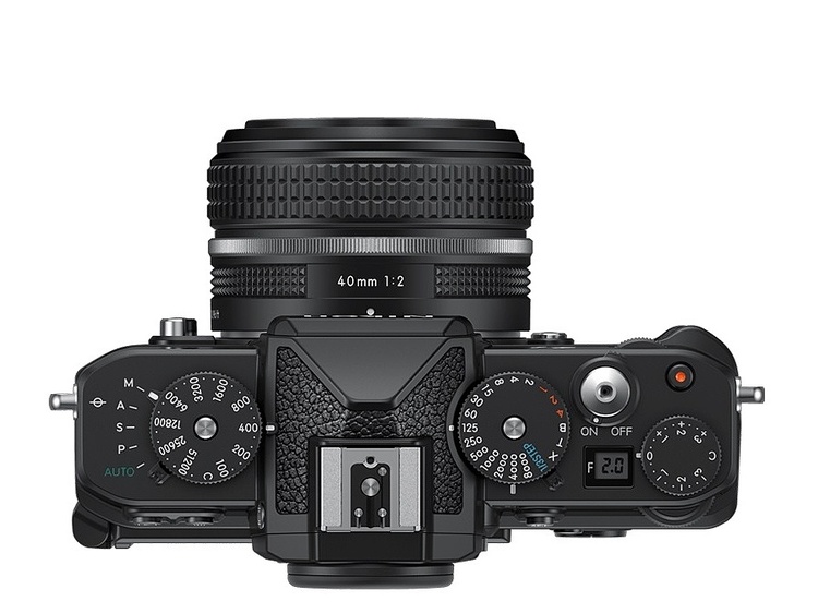 Nikon Z f + 40mm f/2 čierny