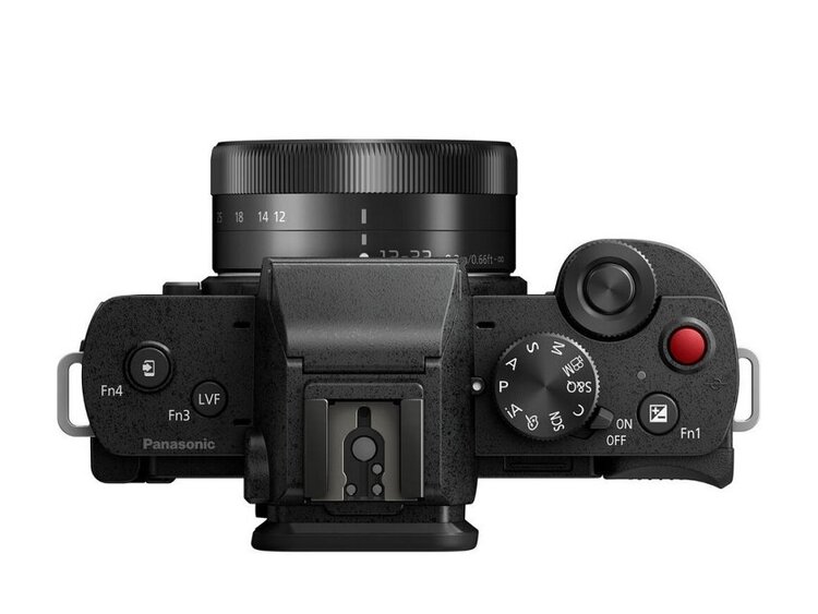 Panasonic Lumix DC-G100D + Lumix G Vario 12-32mm f/3.5-5.6 ASPH