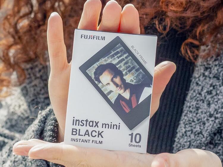 FujiFilm Instax Mini Black Frame 10ks