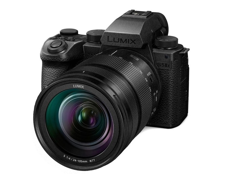 Panasonic Lumix DC-S5  II X + 24-105mm f/4